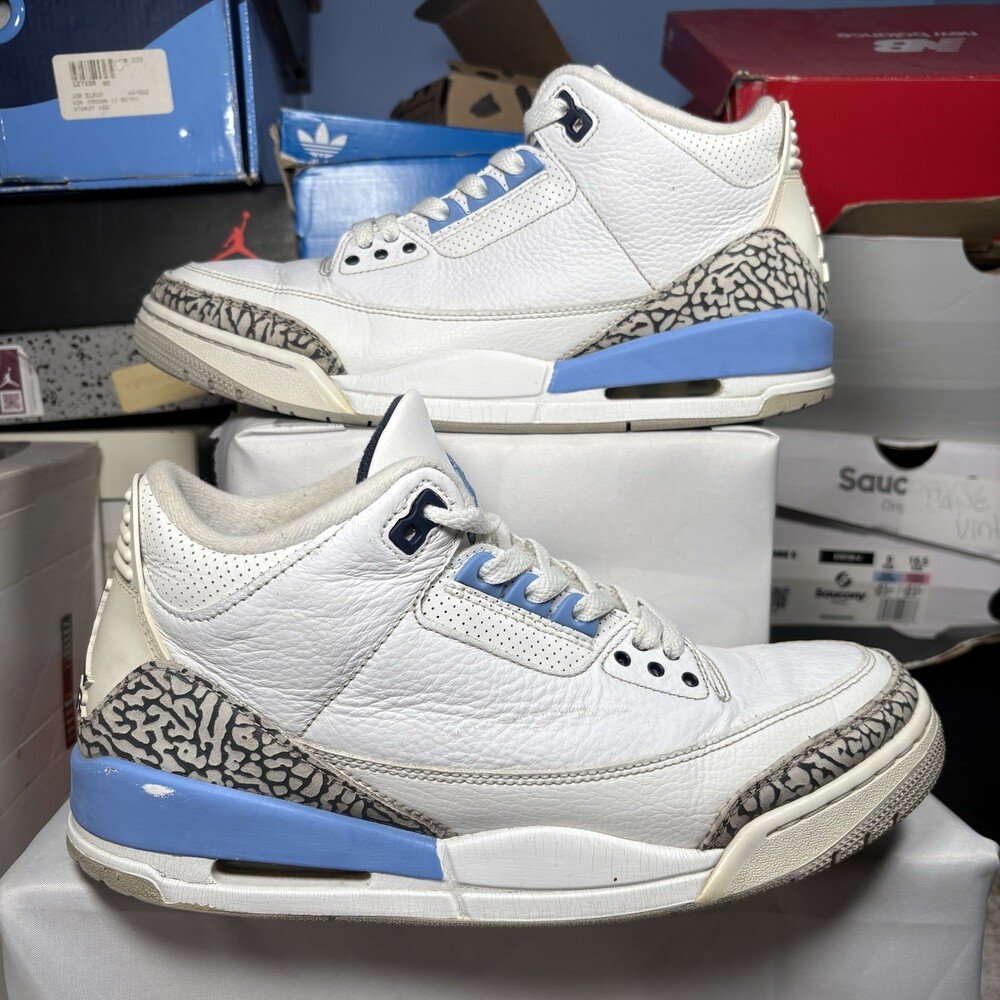 Size 9.5 - Jordan 3 Retro Mid UNC